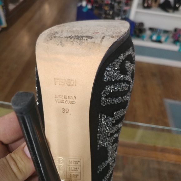 FENDI beaded heels size 39 - Picture 2 of 6
